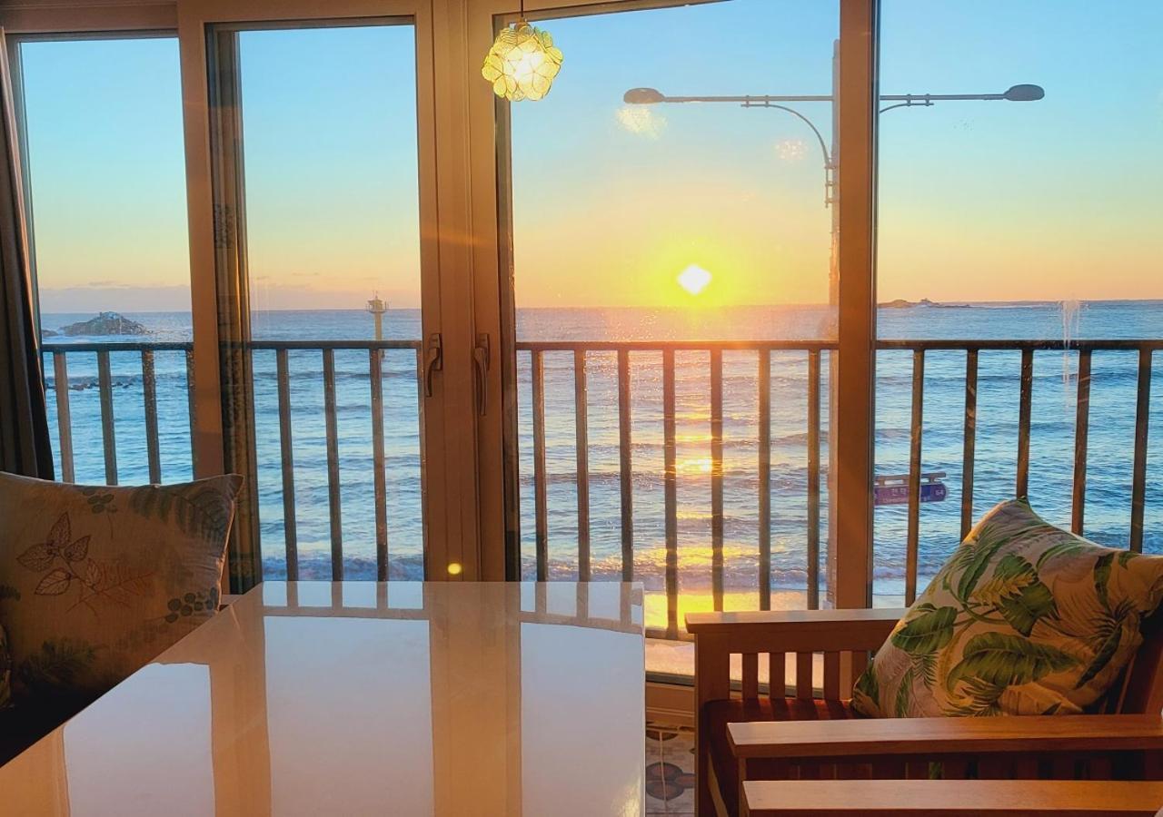 Seaside Pension محافظة غوسونغ المظهر الخارجي الصورة
